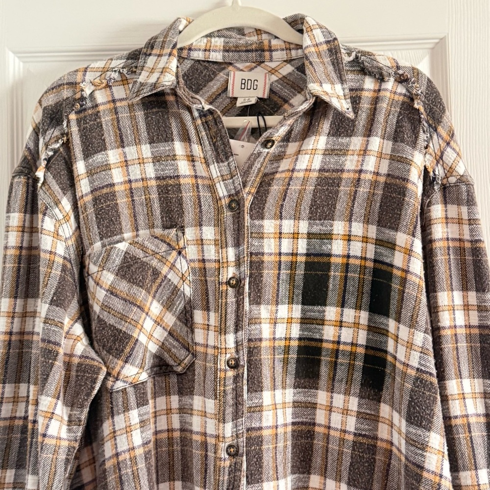 BDG Urban Outfitters Plaid Oversized Crop Shirt Small - Picture 9 of 12